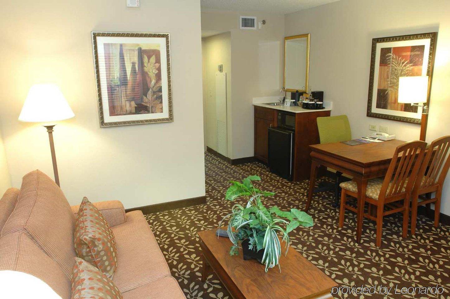 Embassy Suites Orlando - Airport Habitación foto